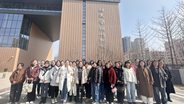 人間最美三月天，春華爛漫展新顏，在第115個“三八”國際勞動婦女節(jié)來臨之際，為認真學(xué)習(xí)貫徹黨的二十大精神和中國婦女十三大精神，引導(dǎo)廣大女職工汲取中華文明精髓，增強對中華優(yōu)秀傳統(tǒng)文化的認同感和自豪感，交